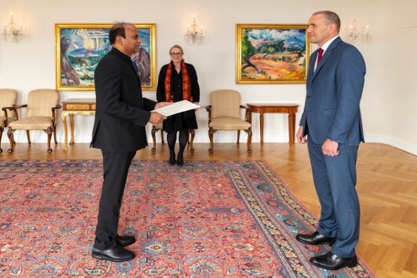Ambassador B. Shyam presented his credentials to the Hon�ble President of the Republic of Iceland, H.E. Mr. Gudni Th. Jhannesson on 17.08.2021