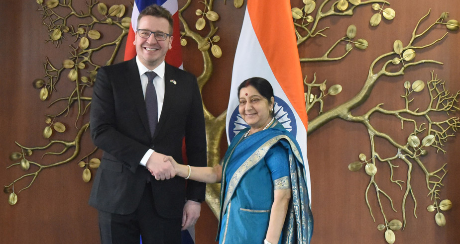 H.E. Mr. Gudlaugur Thor Thordarson, Minister for Foreign Affairs, Iceland received by H.E. Smt. Sushma Swaraj, Minister of External Affairs in New Delhi on 08.12.2018.