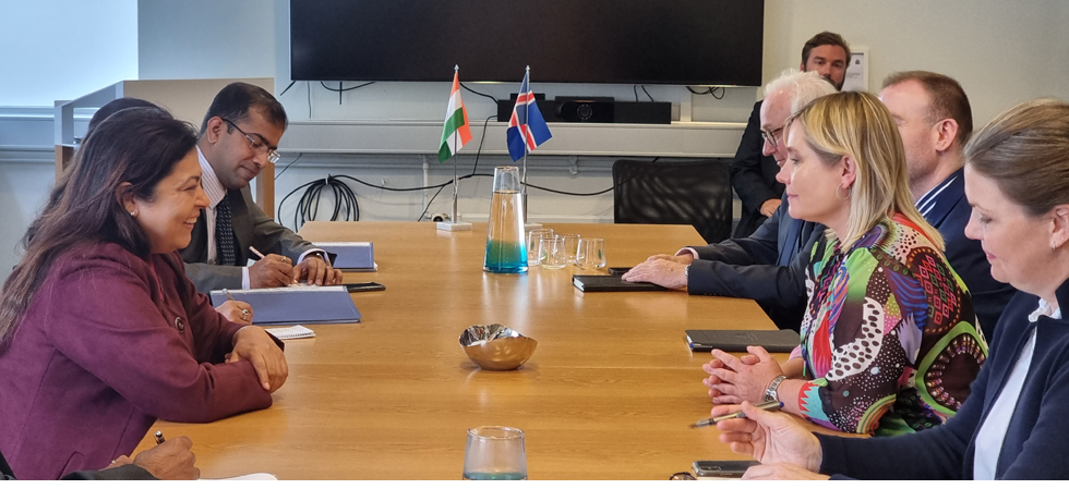 Minister of State for External Affairs and Culture Smt. Meenakashi Lekhi met with Minister of Culture, Tourism & Business Affairs Ms. Lilja Alfre�sd�ttir, 19 August 2022