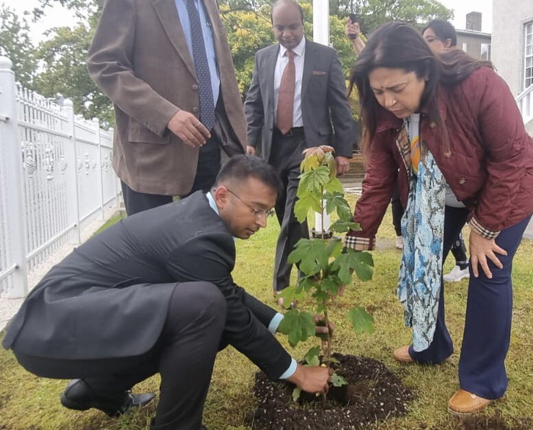 As part of "Azadi Ka Amrit Mahotsav", Minister of State for External Affairs and Culture, Smt. Meenakashi Lekhi, planted a sapling at the Indian Embassy in Iceland,19 August 2022
